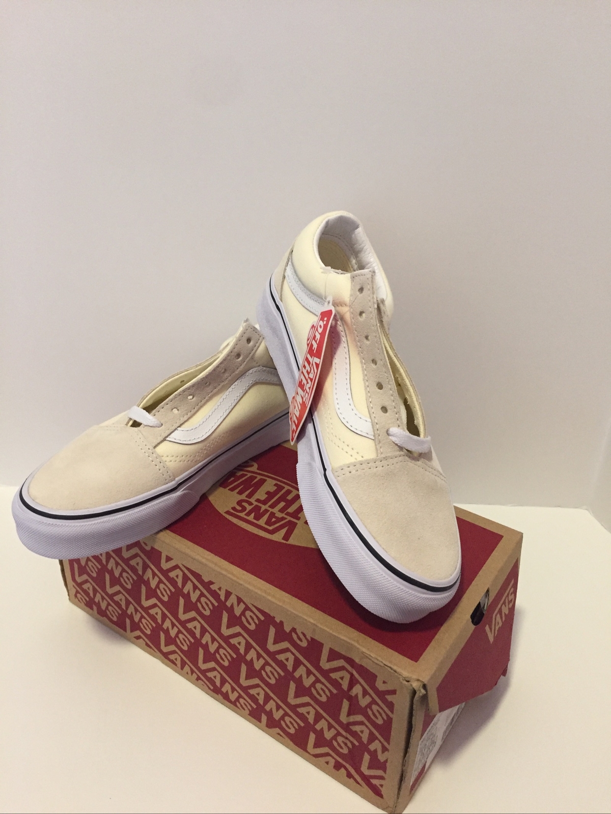 vans old skool classic white true white