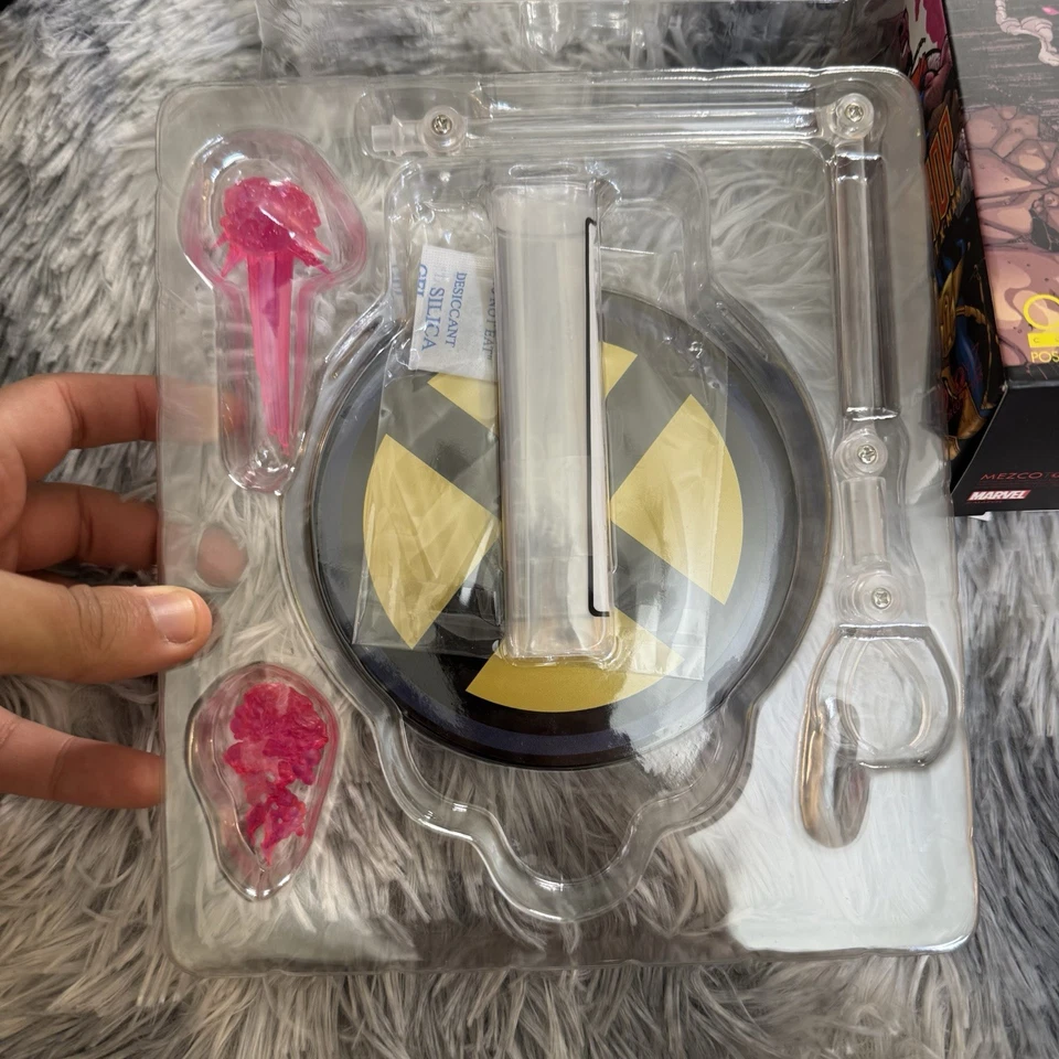 Mezco Bishop COMPLETO Último X-Men Marvel Comics Uno:12 Colectivo Sin Figura Foto 2 de 3