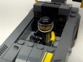 LEGO SPEED CHAMPIONS: Mercedes-AMG GT3 Car and Driver Minifigure (75877)