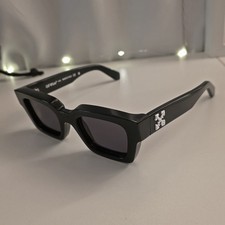 Authentic Off-White Virgil Square Sunglasses Black OERI008 1007 50-22