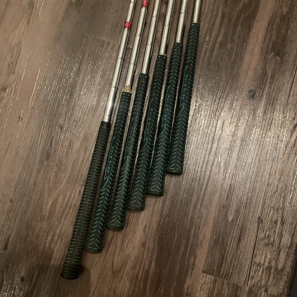 Ben Hogan Apex PC Iron Set 3-8 Regular Flex Steel Blades - Image 2 of 4