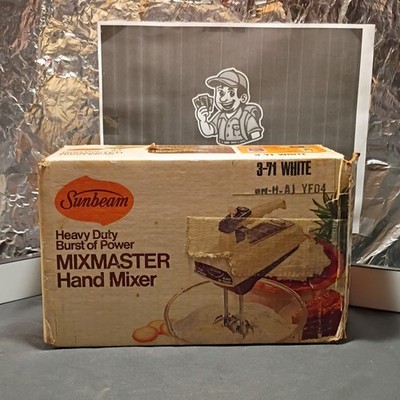 Sunbeam Mixmaster  Heavy Duty 5-Speed Hand Mixer White complete tested. beaters
