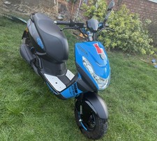 Blue Peugeot Streetzone 50 Moped - Euro 5 - Low Mileage