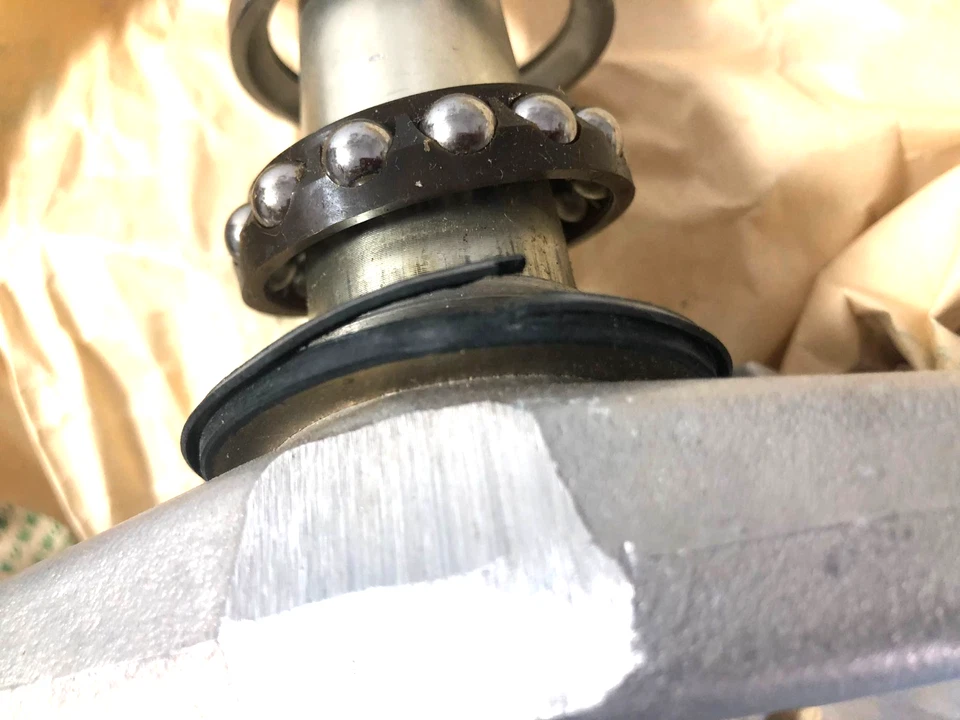 VÁSTAGO DELANTERO, DIRECCIÓN 51410-34E00 nos Suzuki GSXR 600 GSX-R600 1996-2000 Foto 4 de 4