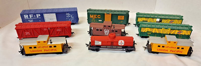 Lot of 9 Life Like HO Scale Train Cars RF&P MEC U.P. Koppers Swift Pennsylvania