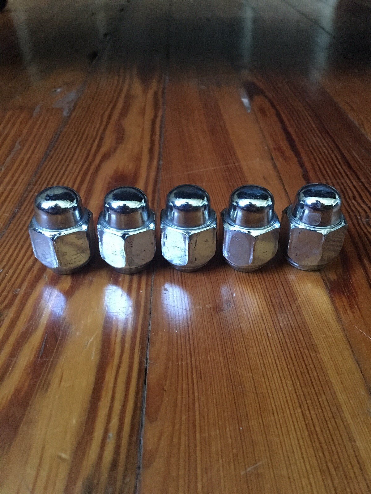 20092012 HYUNDAI GENESIS SET OF 5 WHEEL LUG NUTS eBay