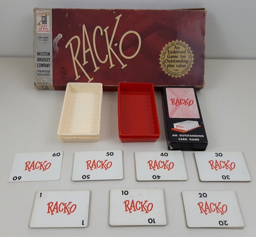 De colección RACK-O 1956 artículo Milton Bradley 4615 caja roja juego de 60 cartas completo - Imagen 2 de 7