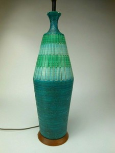 quartite creative corp lamp