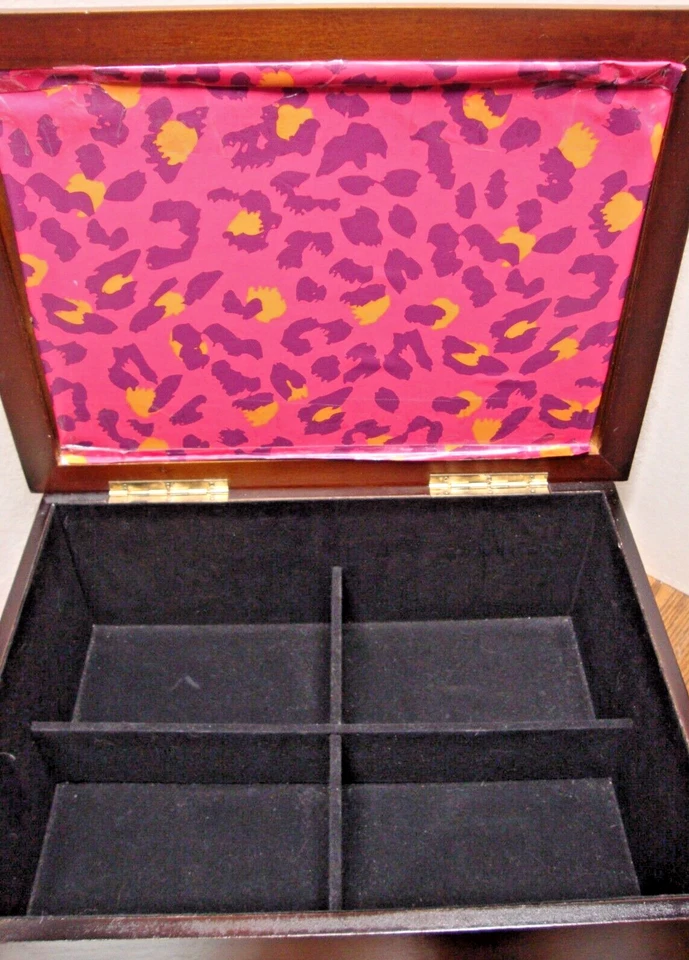 Wooden Storage Box~Girls Keepsake Box/Container~Hinged Lid~Animal Print      260 - Image 4 of 4