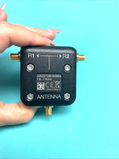 Shure UA221DB-RSMA Reverse SMA Passive Antenna Splitter, 1.8-7.0GHz, Pair/WORKS
