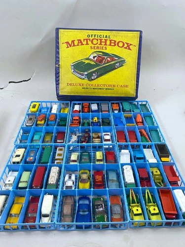 Vintage 1960s Lesney Matchbox Lot Cars Trucks BP Pickfords + Case 53 Vehicles