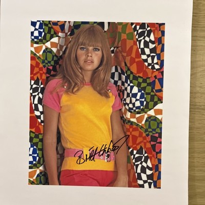 Britt Ekland handsigniertes Foto 8 x 10 Zoll inkl. Echtheitszertifikat