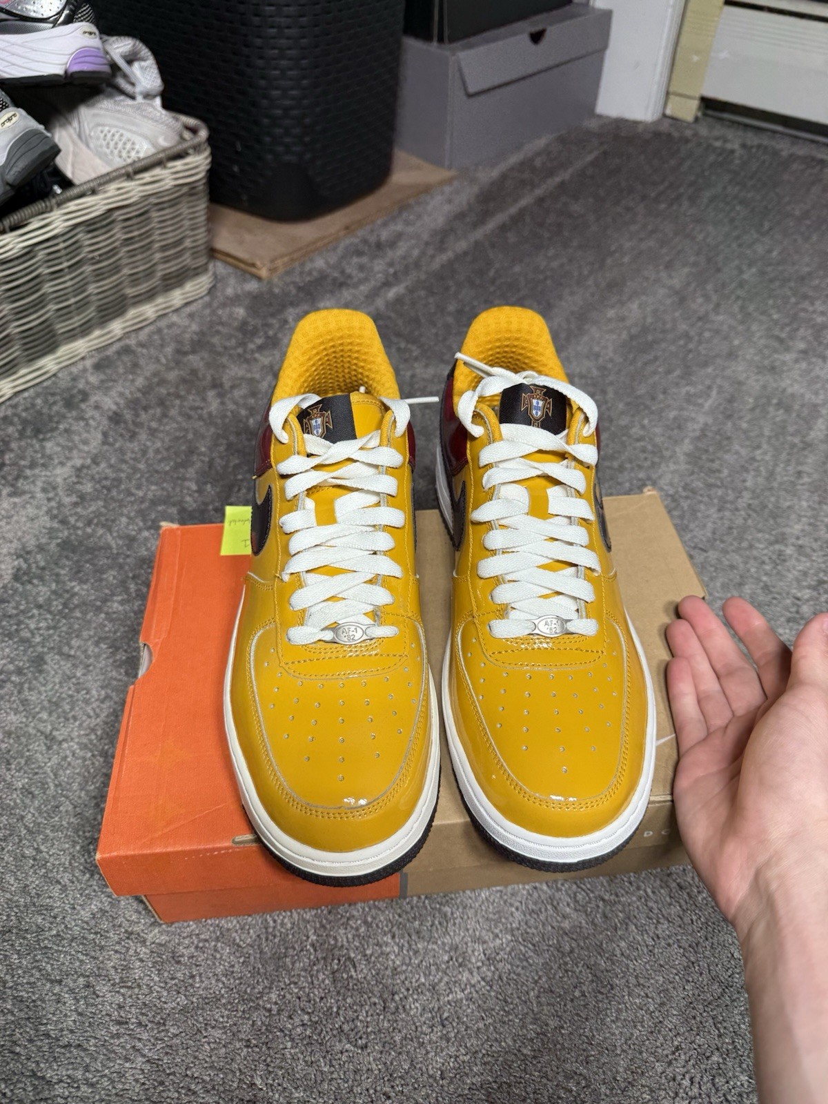 Size 9- Rare 2009 Nike Air Force 1 Premium World Cup “Portugal” image 3