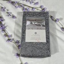 NIB  1 Standard  Quilt Sham for Hotel Collection Classic Embossed Jacquard 509