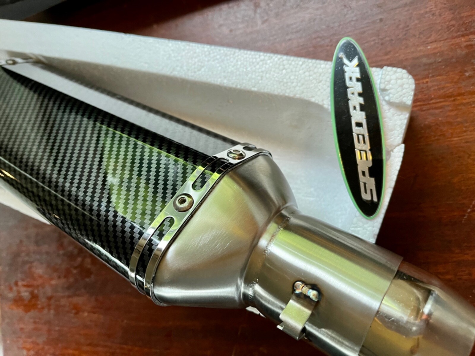 マフラー カーボンファイバーカラーユニバーサルオートバイの排気マフラーサイレンサーパイプ3851mm Carbon 3851mm