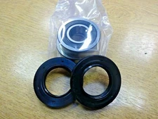 Tourmax front wheel bearing & seal kit - Honda CB-600F / FA / S Hornet ('02-'09)
