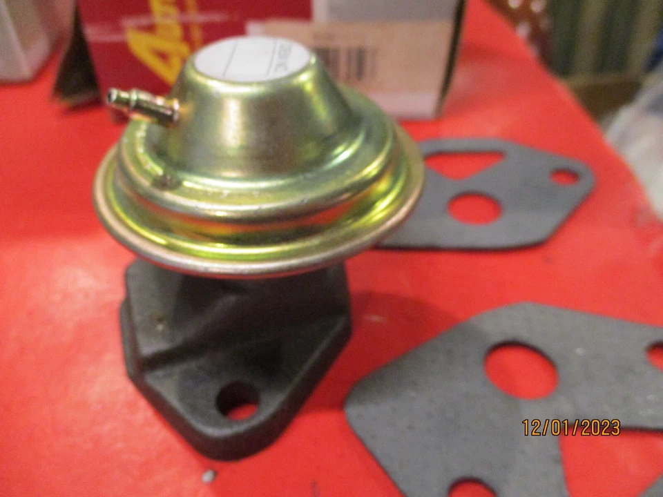 CARGADOR DODGE-D/W/B-100-150-200-250-300-350-DARDO-FURIA--MOPAR--NUEVO-VÁLVULA EGR Foto 3 de 3