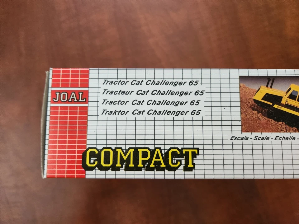 Joal Compact Caterpillar Tractor Cat Challenger 65 Ref 233 - Image 2 of 3