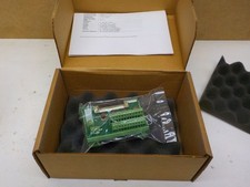 Schneider Electric 140CFJ00400, Modicon Analo...