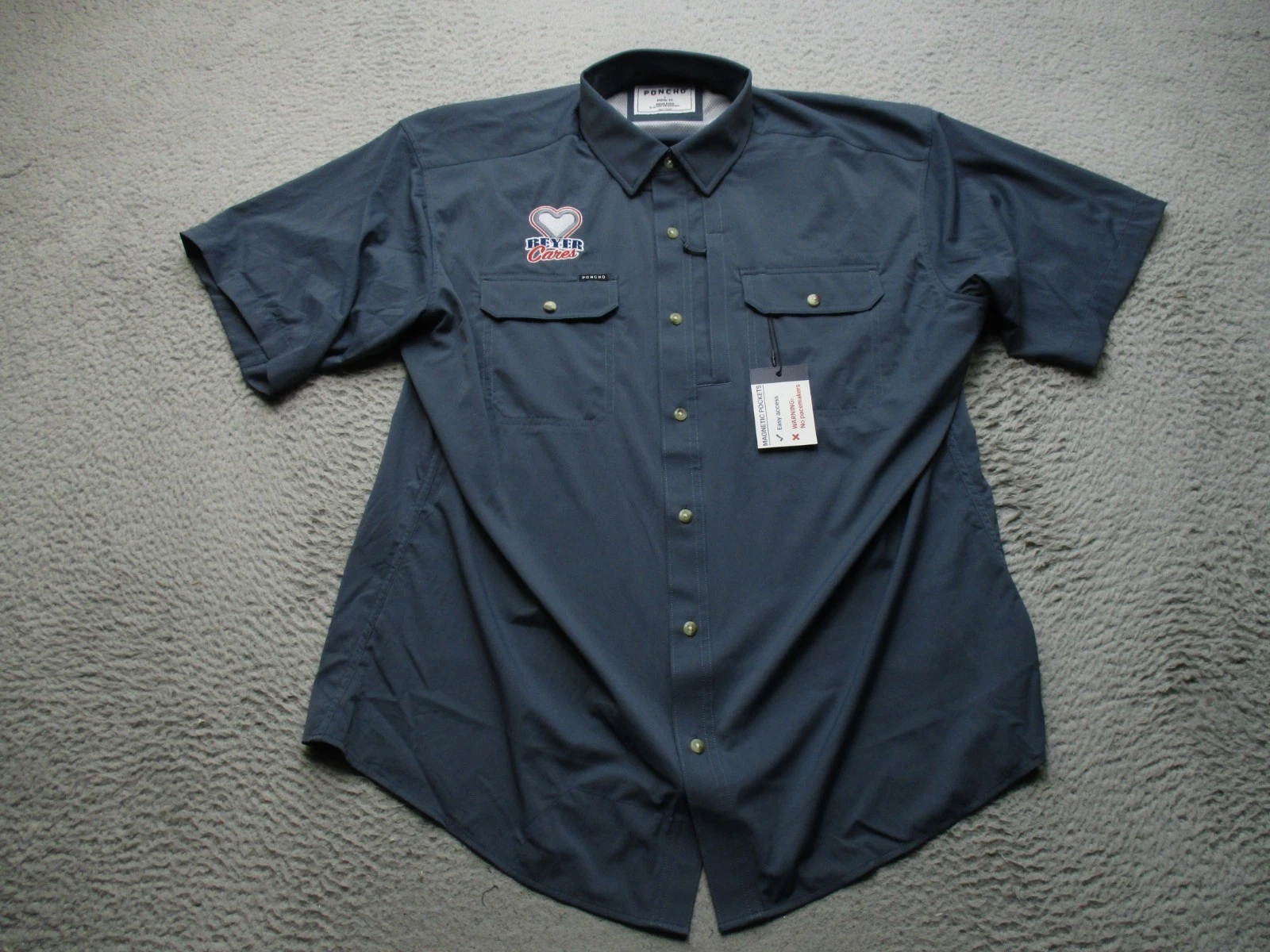 Poncho Outdoor Shirt Mens L Blue Button Up Vented Fishing Hunting Magnetic
Opens in a new window or