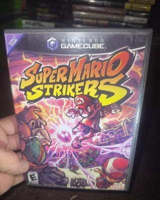 Super Mario Strikers Nintendo GameCube Vintage Game Insert MINT CONDITION DISC!