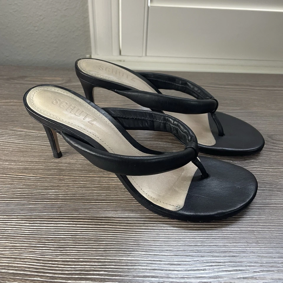 SCHUTZ Tanga de Cuero Negro Tacones de Aguja, Talla 7B Foto 2 de 4