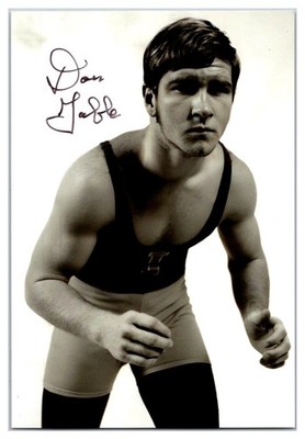 Dan Gable Olympic Wrestler Hand Signed 4x6 Photo TD46-0764