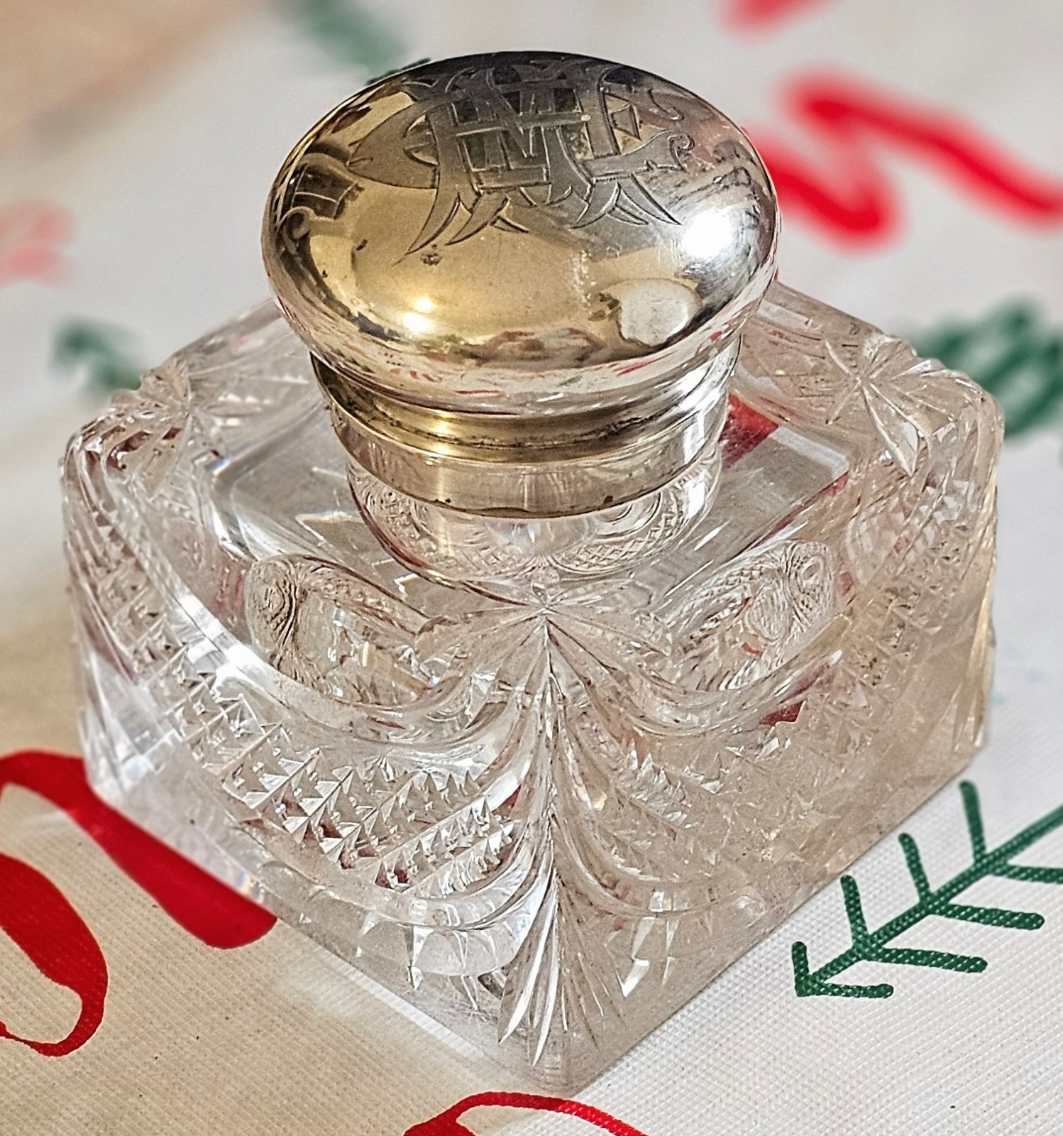 Antique Large Heavy Cut Crystal Inkwell with Sterling Silver Lid  London 1891