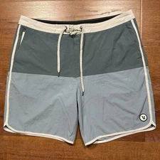 Vuori Cruise Board Shorts Mens 36 7" Gray Color Block Unlined Swim Trunks V314
