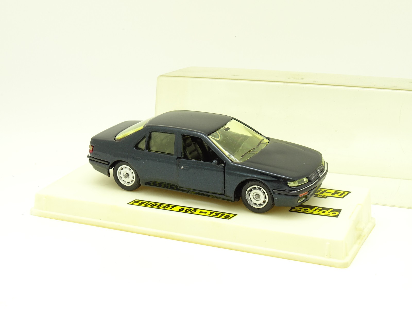 Solido Peugeot 605 1:43 1516