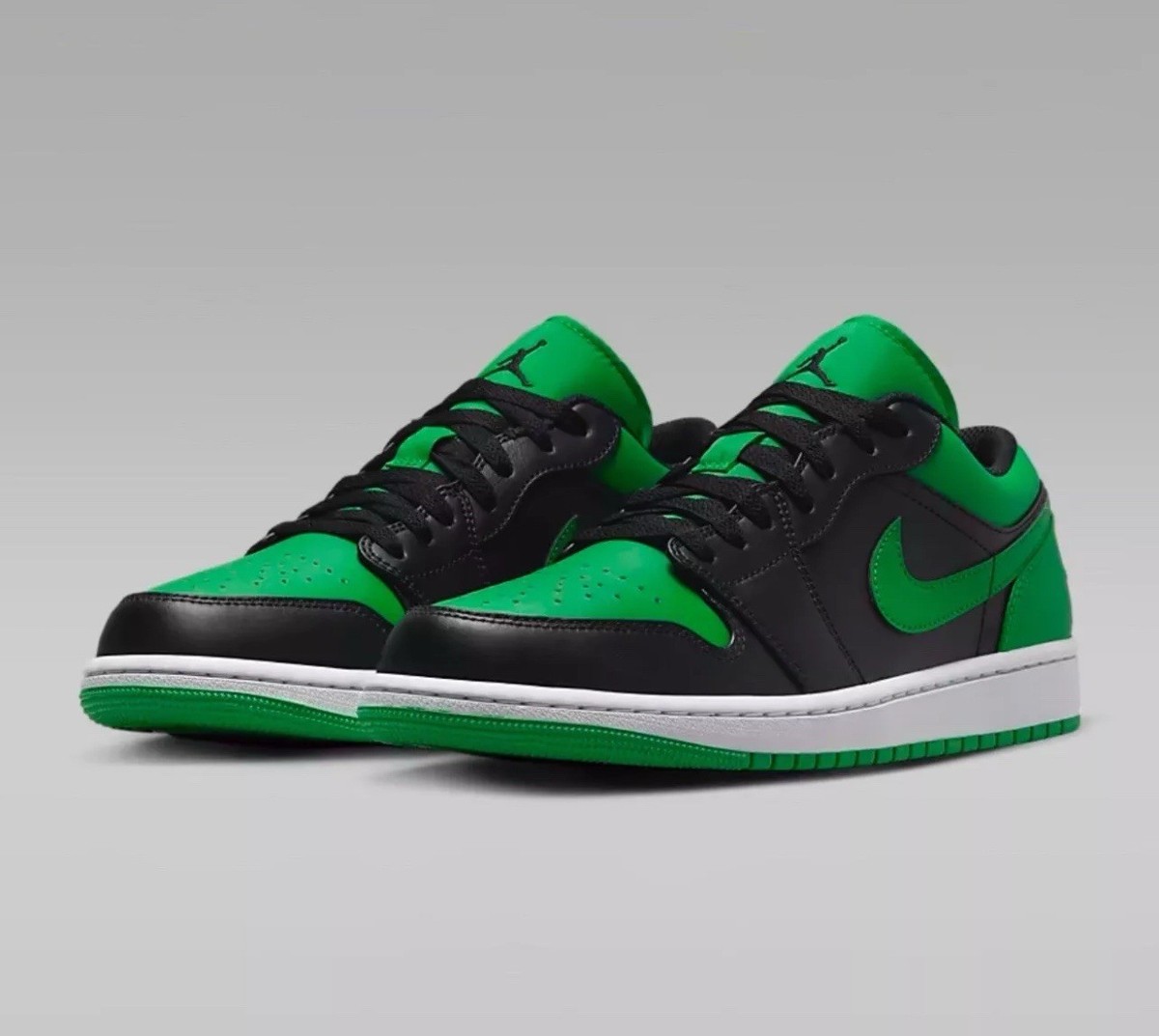 dark green jordan 1 low