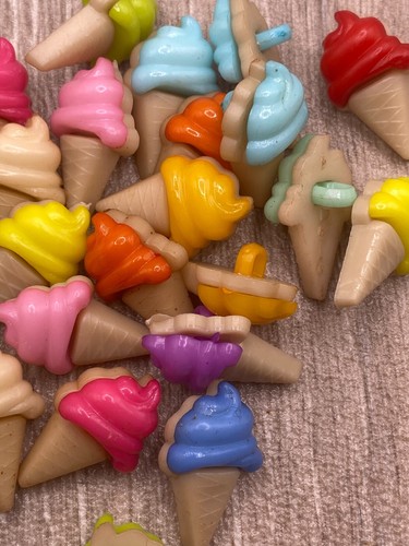 21x12mm Ice Cream Shank Buttons Acrylic Mixed Colours Knitting Card Making - Picture 3 of 10