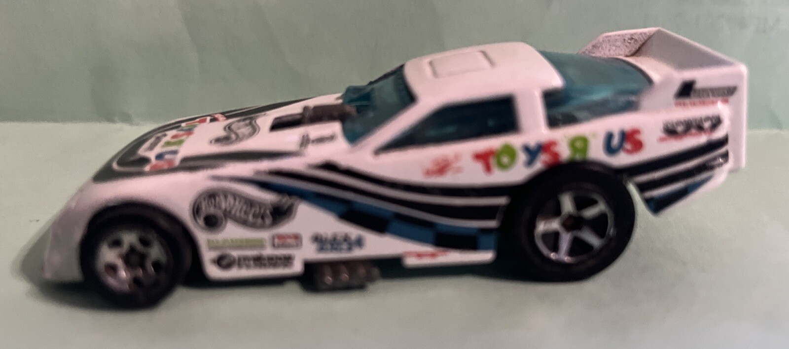 Picture 1 of 8