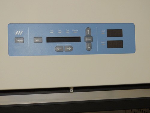 Thermo Scientific 3950 Reach-in Large Capacity Incubator with Warranty - Picture 5 of 12