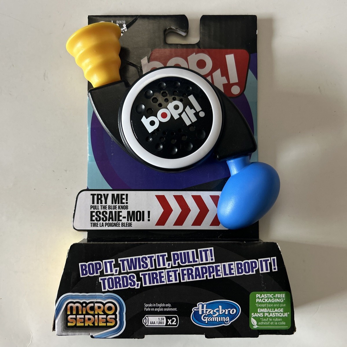 [ハスブロ]Hasbro Bop It! Micro Series Game B0639000 [並行輸入品] Amazon.com: Hasbro Gaming Bop It! Micro Series Electronic Game for