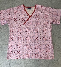 Med  Wear Size Medium Scrub Top Women  s Love  Hearts Pink, Red  Purple