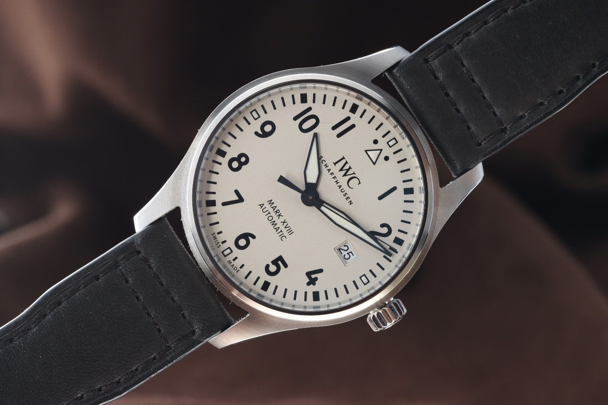 IWC Pilots Watch Mark XVII Automatic 40mm,Silver Dial - Steel on