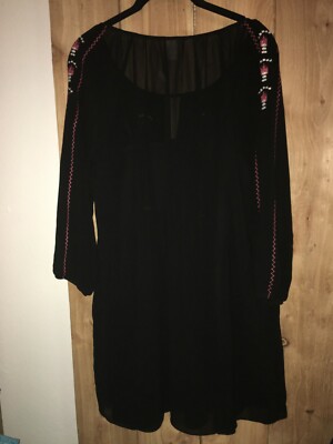 forever 21 black embroidered dress Jacquard Floral Halter Mini Dress Black / S main image 0