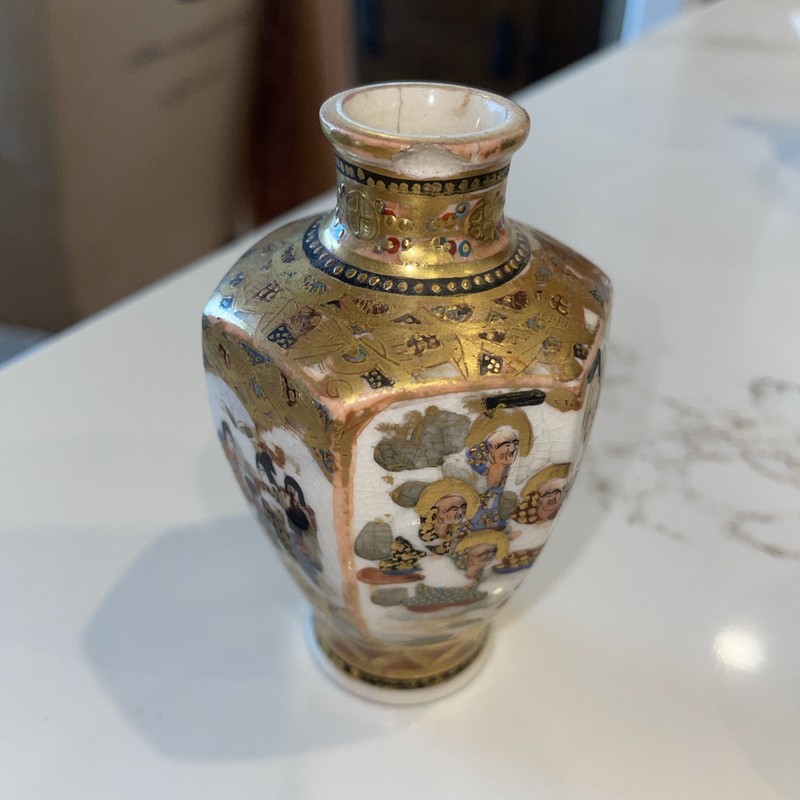 Antique Satsuma Vase Japanese Signed Meiji Period Hand Painted