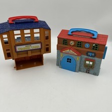 Thomas The Train Sodor Engine Works Wash and Timber Yard Buildings 2003