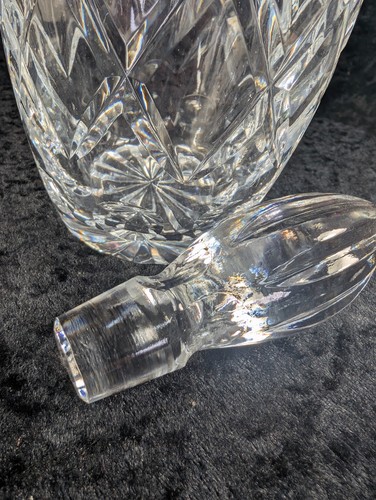 Royal Doulton Crystal Webb Corbett Decanter in the Georgian Pattern 30cm - Picture 4 of 7