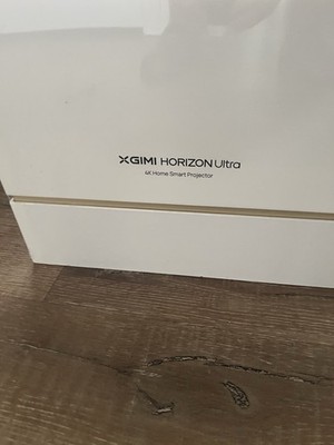 XGIMI HORIZON Ultra 2300-Lumen XPR UHD 4K Smart Projector