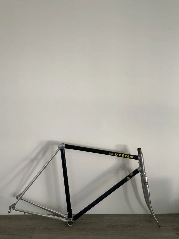 MARCO Y HORQUILLA VITUS 979 53 CM ALUMINIO DURAL 2.0 KGS 126 MM ESPACIO TRASERO BRITÁNICO Foto 2 de 4