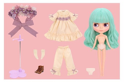 Muñeca Hasbro CWC Neo Blythe Flowergirl of Happiness - Imagen 8 de 15