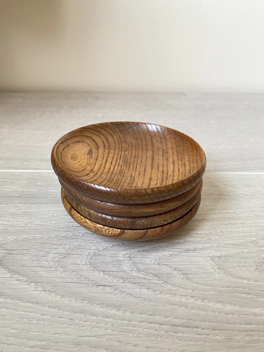 Coasters online with lip