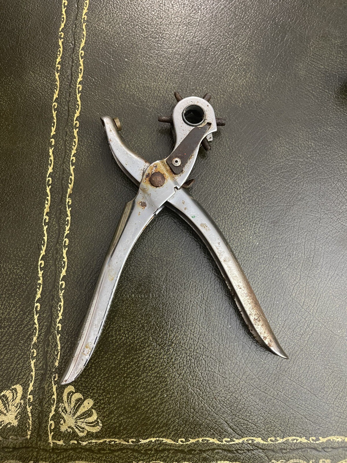 Vintage Leather Hole Punch Tool 6 MultiHole Sizes Hobby Crafts Made in