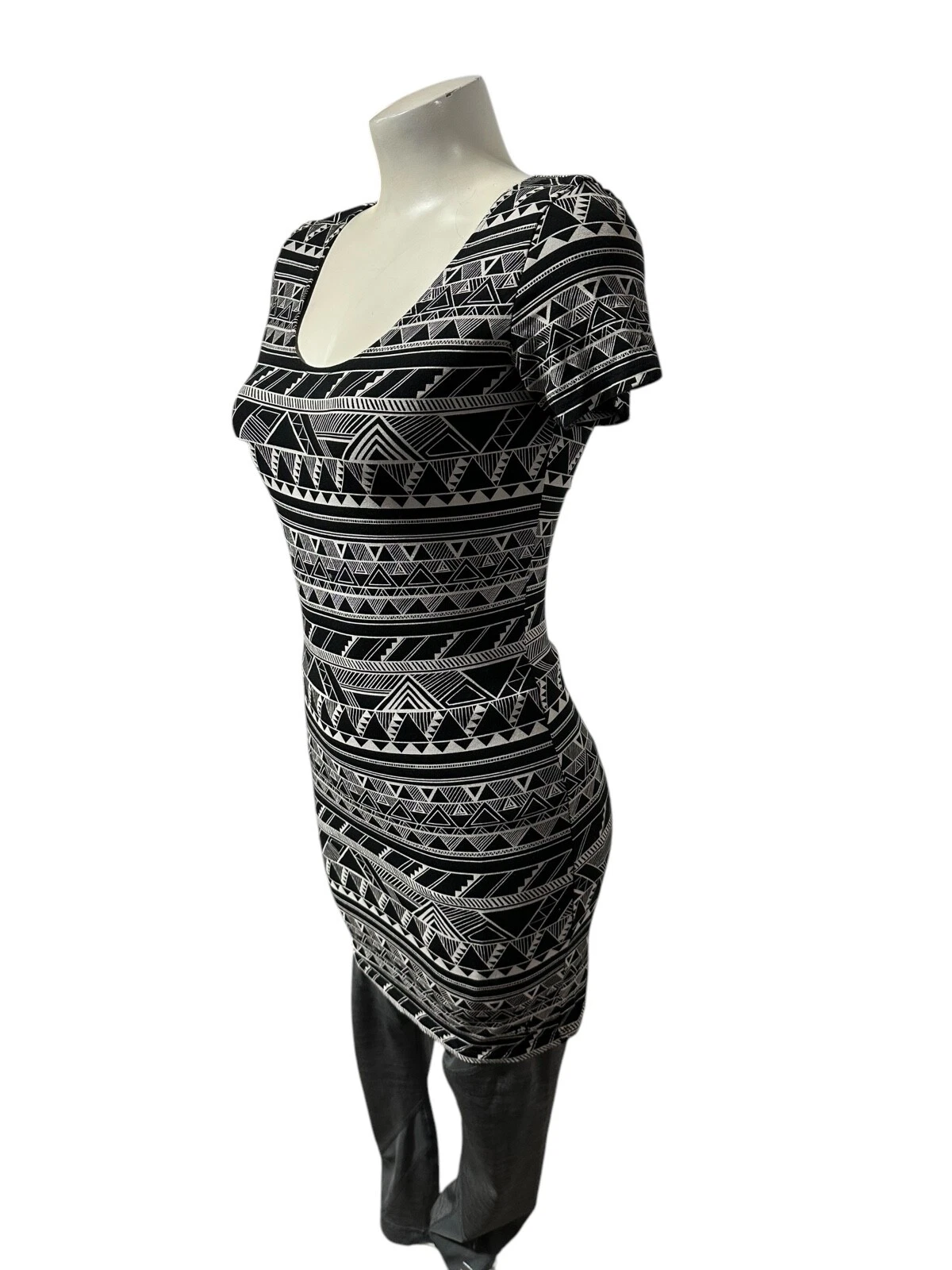 UNDERCOVER ROSA Victoria's Secret Vestito Donna Cuore Ritaglio Bodycon Geometrico Taglia S