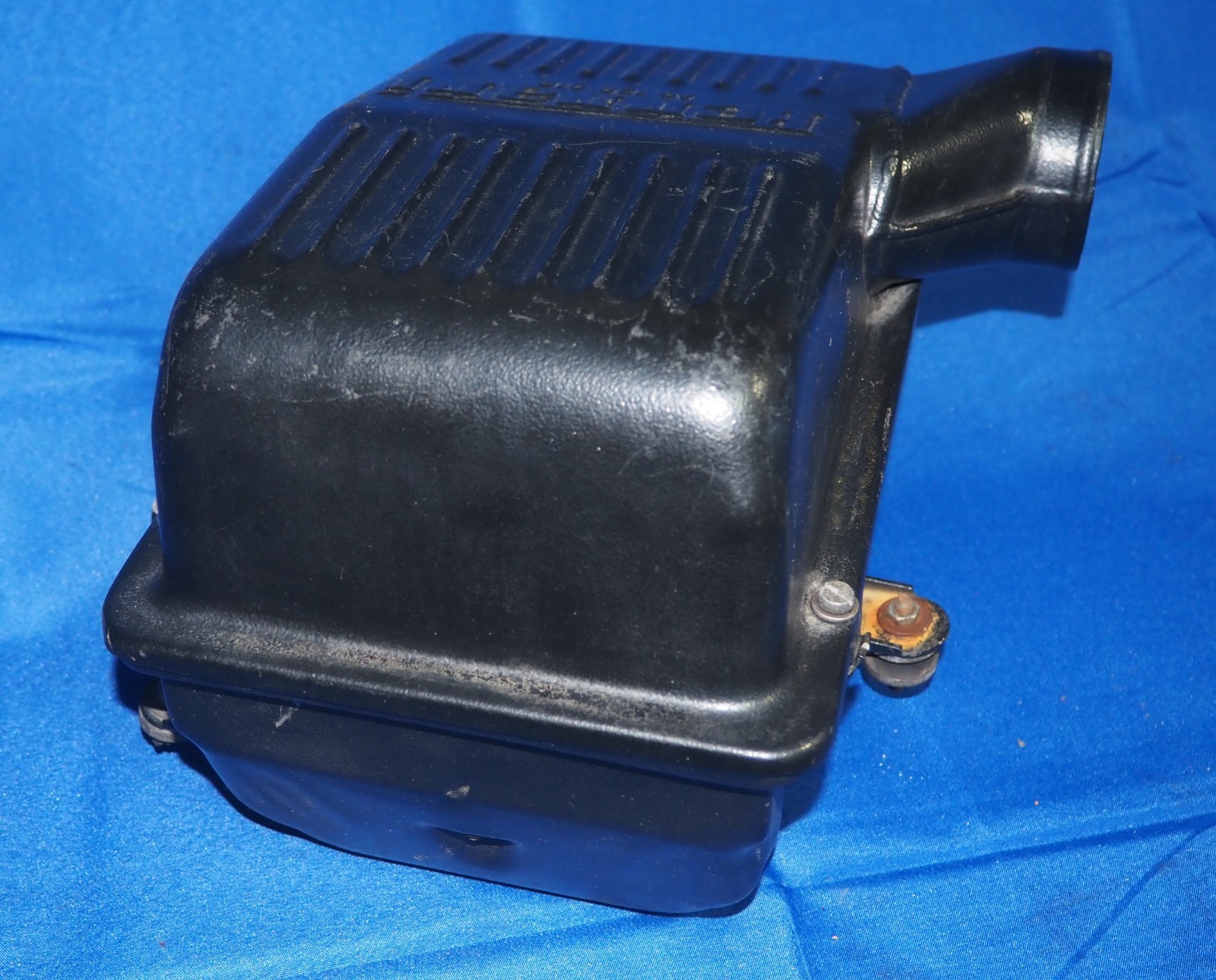 1996-1999 Ferrari F355 5.2 Motronic 3.5L V8 F129 Right Air Intake Cleaner Box OE