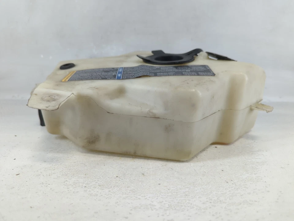 2005 Chevrolet Uplander radiador líquido de arrefecimento transbordamento expansão tanque garrafa QGW1U - Imagem 2 de 4