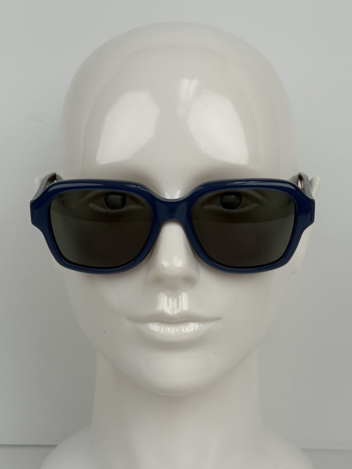 Gucci Logo Rectangular Sunglasses - image 1
